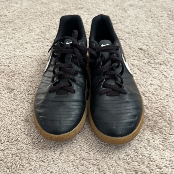 Nike Tiempo X - Picture 2 of 4